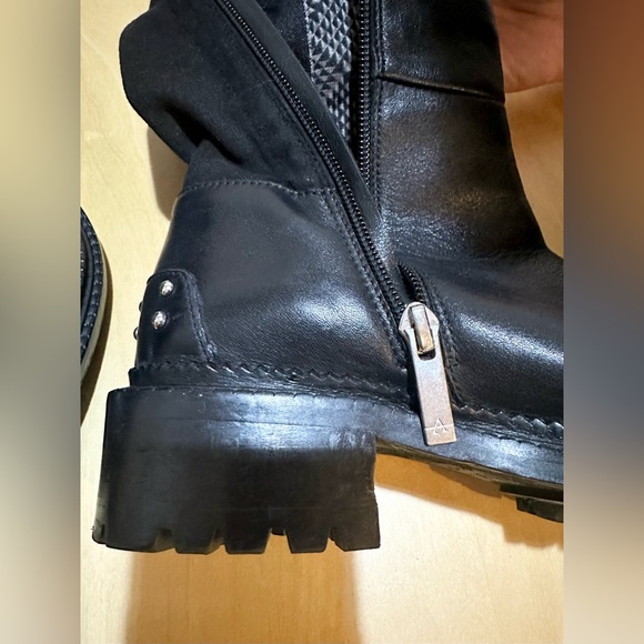 Aquatalia Omara Black Leather Knee High Riding Boots Sz 7 - Picture 7 of 8